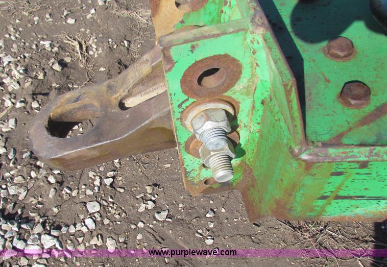 image for item AE9029 John Deere 610 chisel