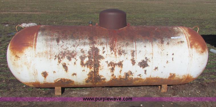 image for item AE9032 500 gallon propane tank