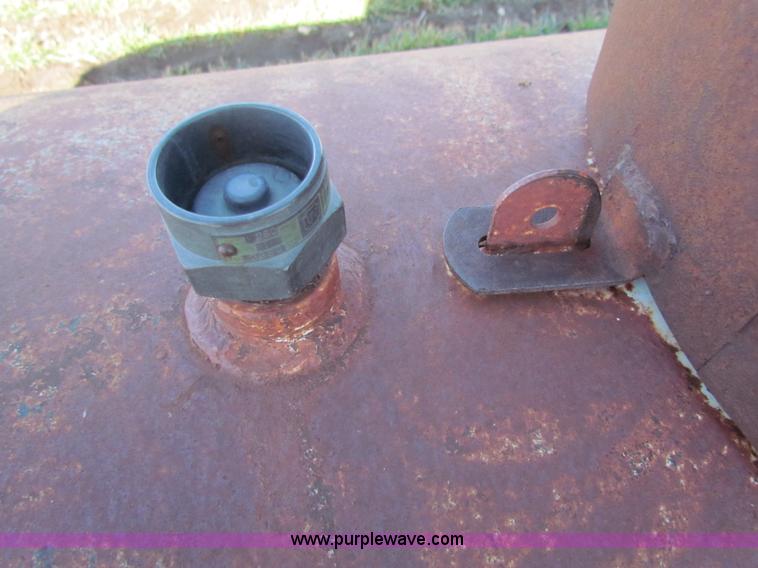 image for item AE9032 500 gallon propane tank