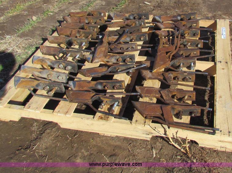 image for item AE9037 (29) anhydrous points