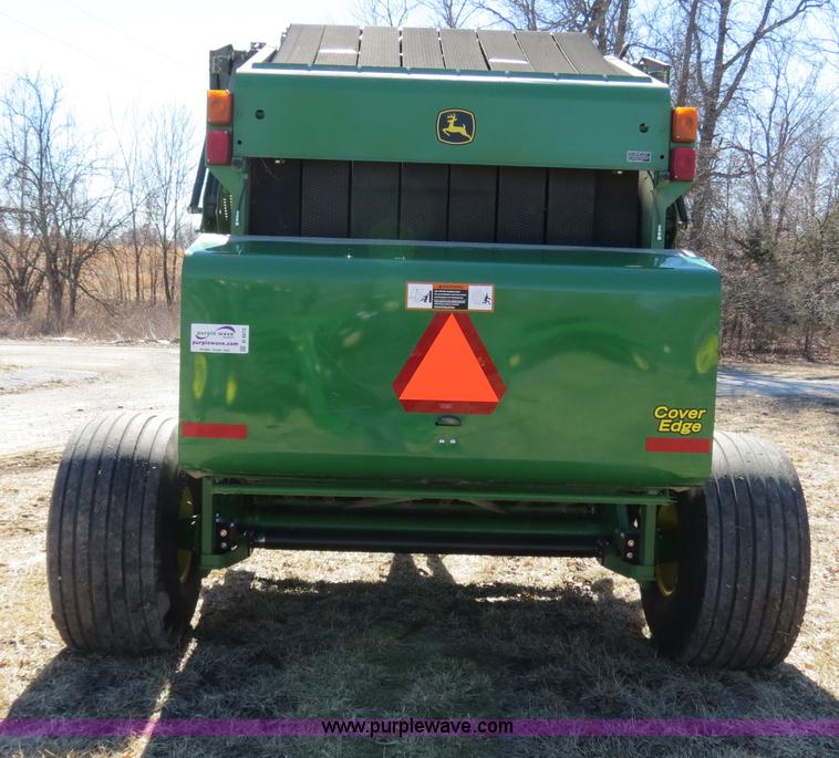 image for item B4872 2012 John Deere 568 round baler