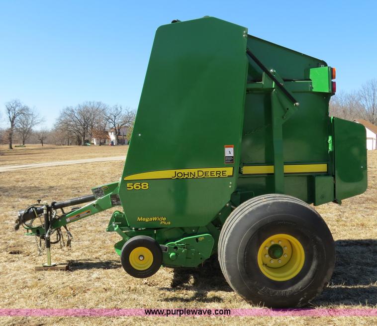image for item B4872 2012 John Deere 568 round baler