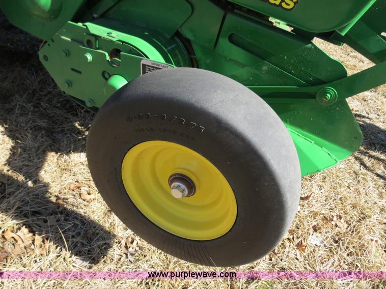 image for item B4872 2012 John Deere 568 round baler