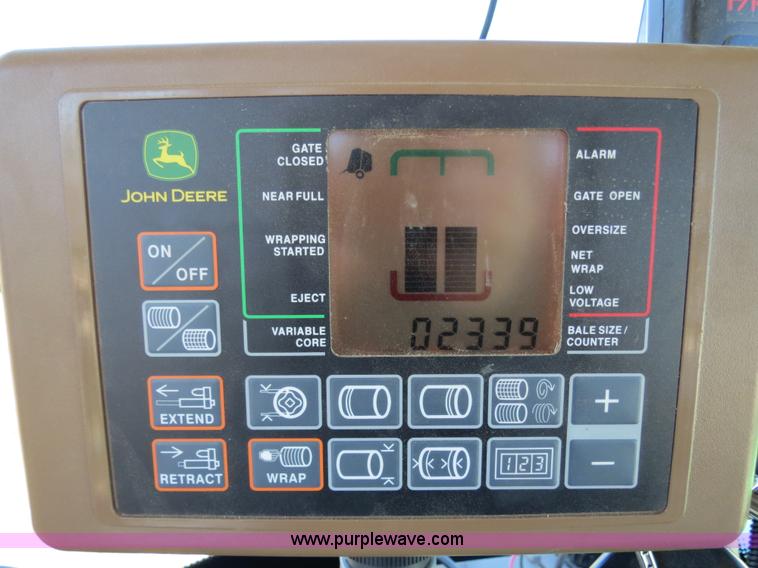 image for item B4872 2012 John Deere 568 round baler