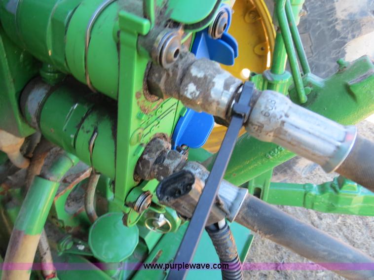 image for item B4873 John Deere 750 15' no-till drill