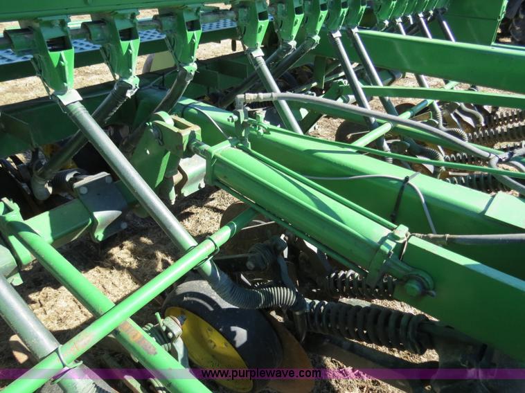 image for item B4873 John Deere 750 15' no-till drill