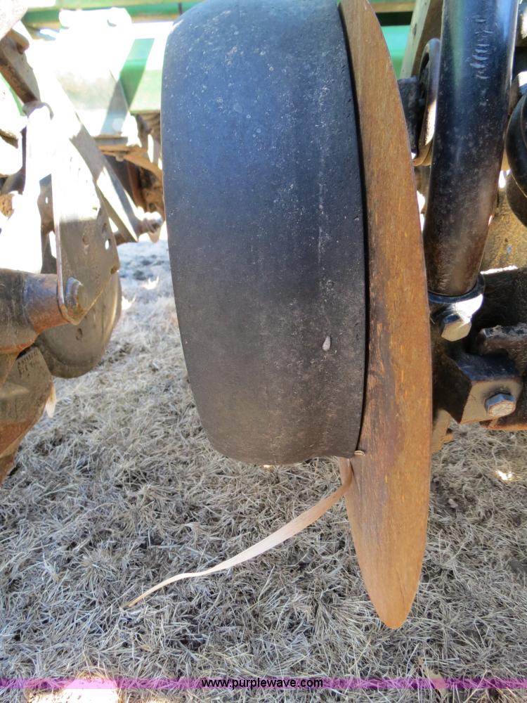 image for item B4873 John Deere 750 15' no-till drill