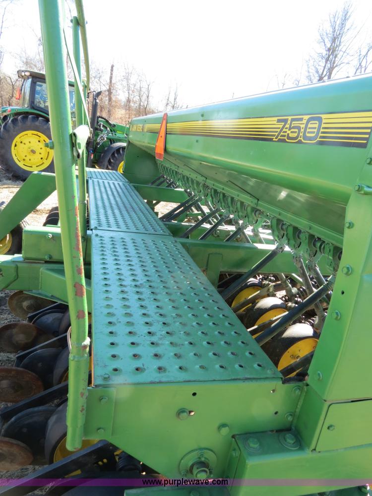 image for item B4873 John Deere 750 15' no-till drill