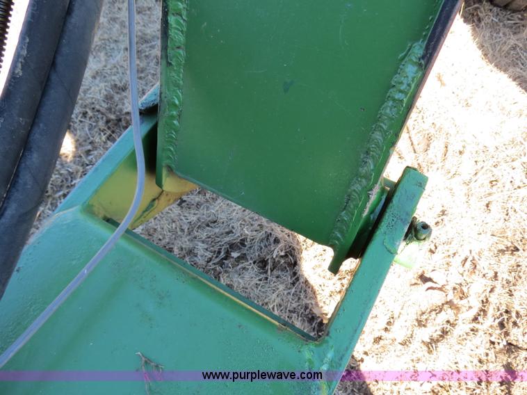 image for item B4873 John Deere 750 15' no-till drill