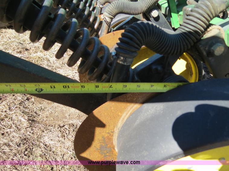 image for item B4873 John Deere 750 15' no-till drill