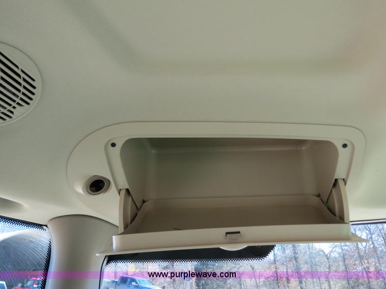 image for item B4875 2012 John Deere 6125R MFWD tractor