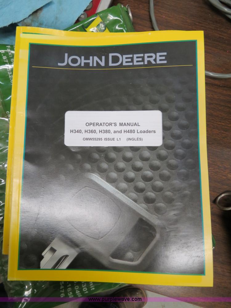 image for item B4875 2012 John Deere 6125R MFWD tractor