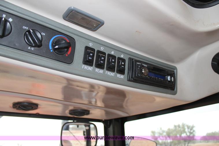 image for item C3756 2007 Branson 6530 MFWD tractor