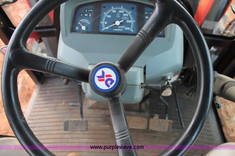 image for item C3756 2007 Branson 6530 MFWD tractor