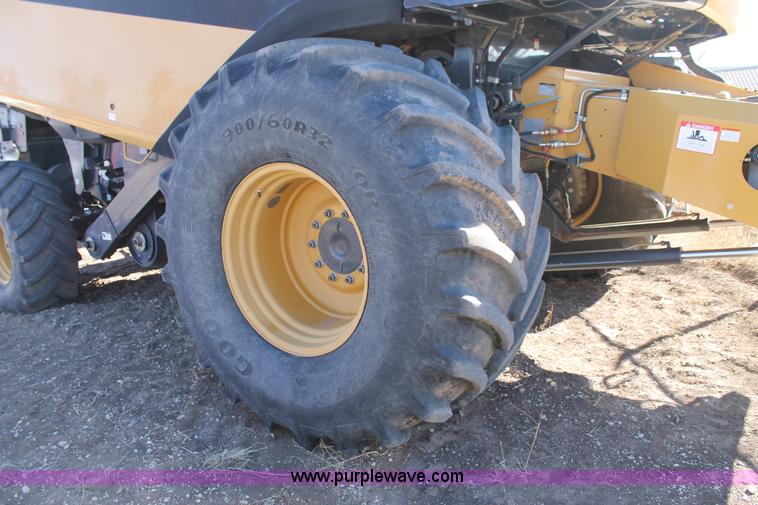 image for item C3764 2007 Lexion 570R combine