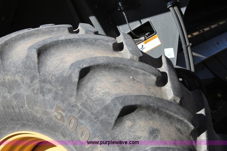 image for item C3764 2007 Lexion 570R combine