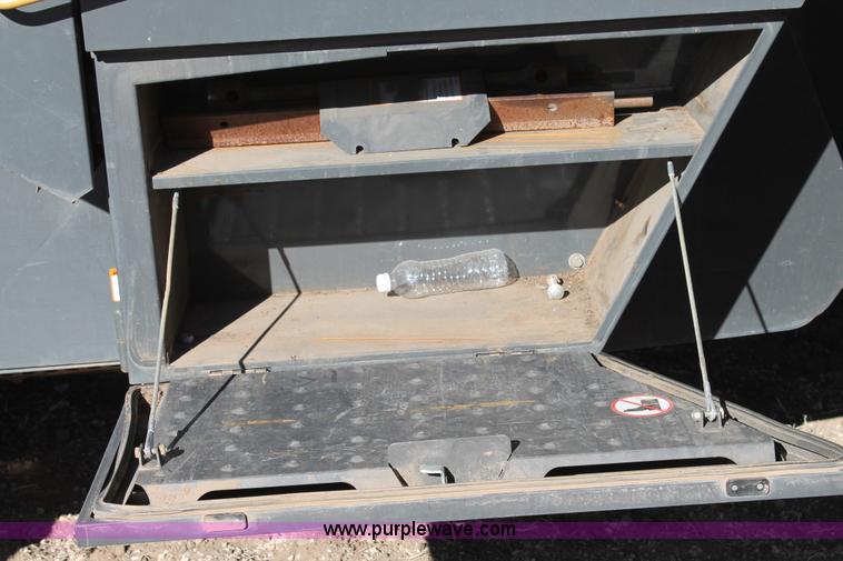 image for item C3764 2007 Lexion 570R combine