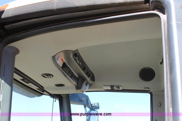 image for item C3764 2007 Lexion 570R combine