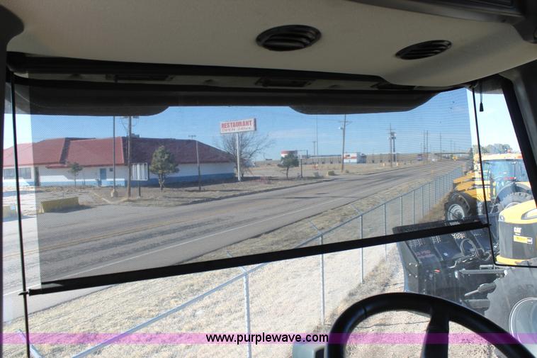 image for item C3764 2007 Lexion 570R combine