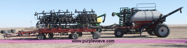 image for item C3765 2009 Case IH 700 flex hoe air drill with 3380 Precision air cart