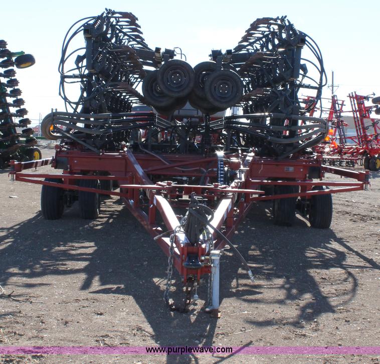 image for item C3765 2009 Case IH 700 flex hoe air drill with 3380 Precision air cart