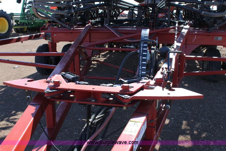 image for item C3765 2009 Case IH 700 flex hoe air drill with 3380 Precision air cart