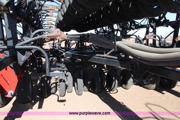 image for item C3765 2009 Case IH 700 flex hoe air drill with 3380 Precision air cart