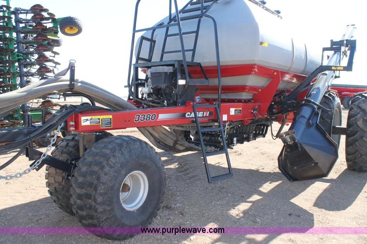 image for item C3765 2009 Case IH 700 flex hoe air drill with 3380 Precision air cart