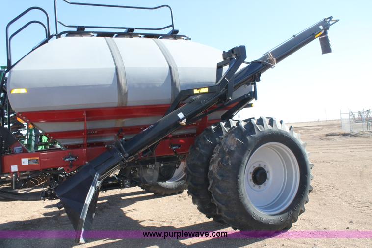 image for item C3765 2009 Case IH 700 flex hoe air drill with 3380 Precision air cart
