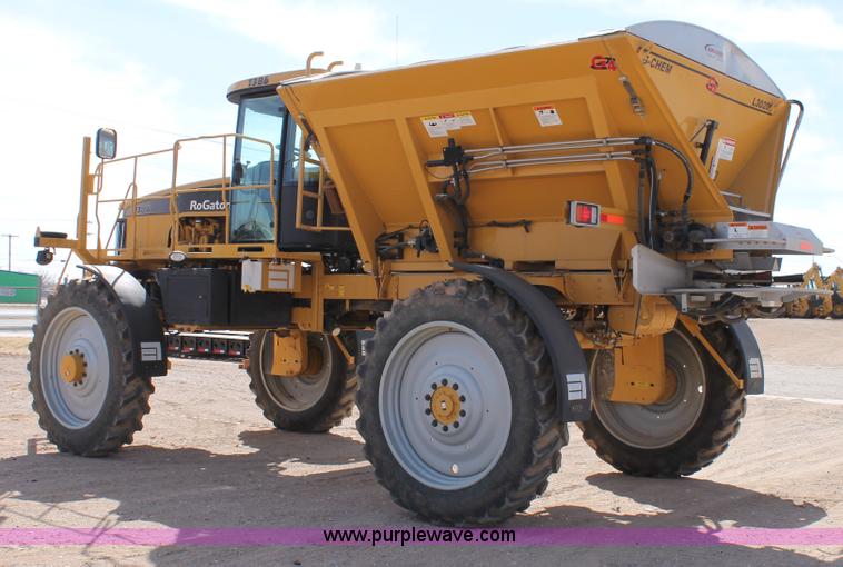 image for item C3766 2010 Ag-Chem RoGator 1386 self-propelled dry spreader