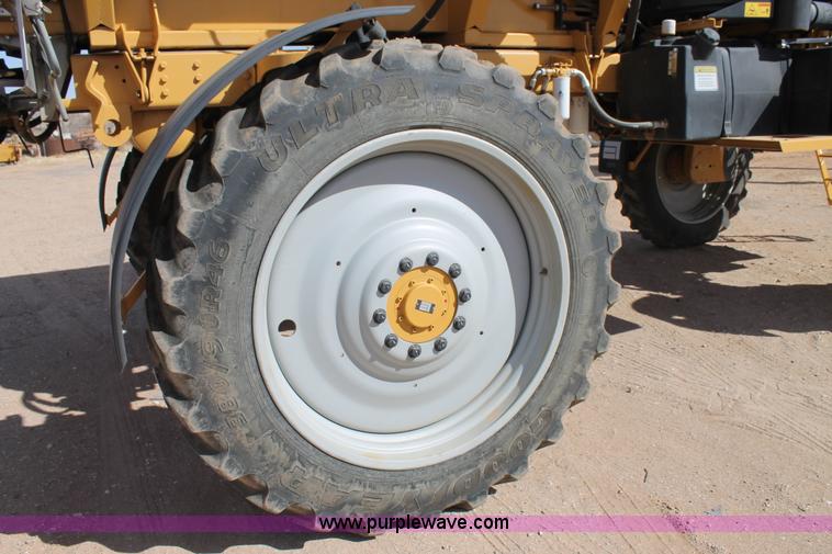 image for item C3766 2010 Ag-Chem RoGator 1386 self-propelled dry spreader