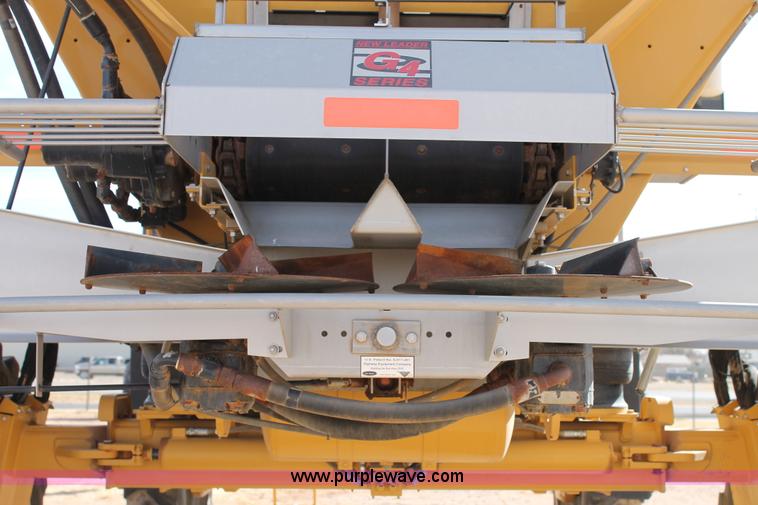 image for item C3766 2010 Ag-Chem RoGator 1386 self-propelled dry spreader