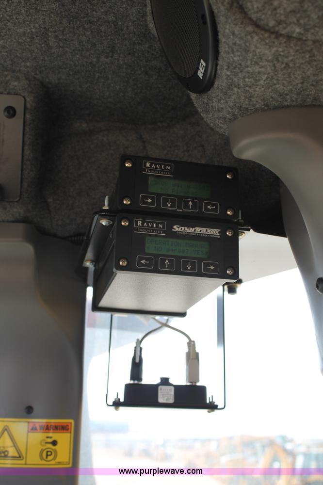 image for item C3766 2010 Ag-Chem RoGator 1386 self-propelled dry spreader