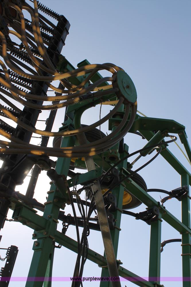 image for item C3767 2002 John Deere 1900 air seeding cart with John Deere 730 air drill