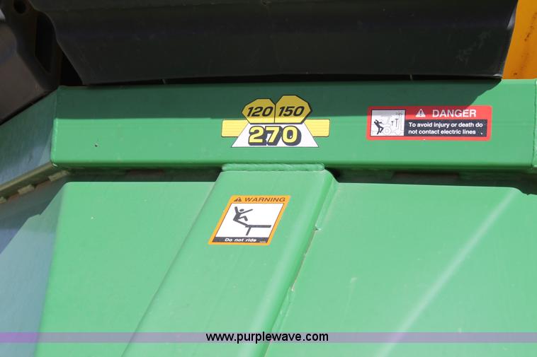 image for item C3767 2002 John Deere 1900 air seeding cart with John Deere 730 air drill