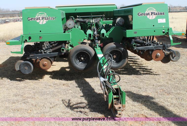 image for item C3768 1997 Great Plains 35-3000 4875 grain drill