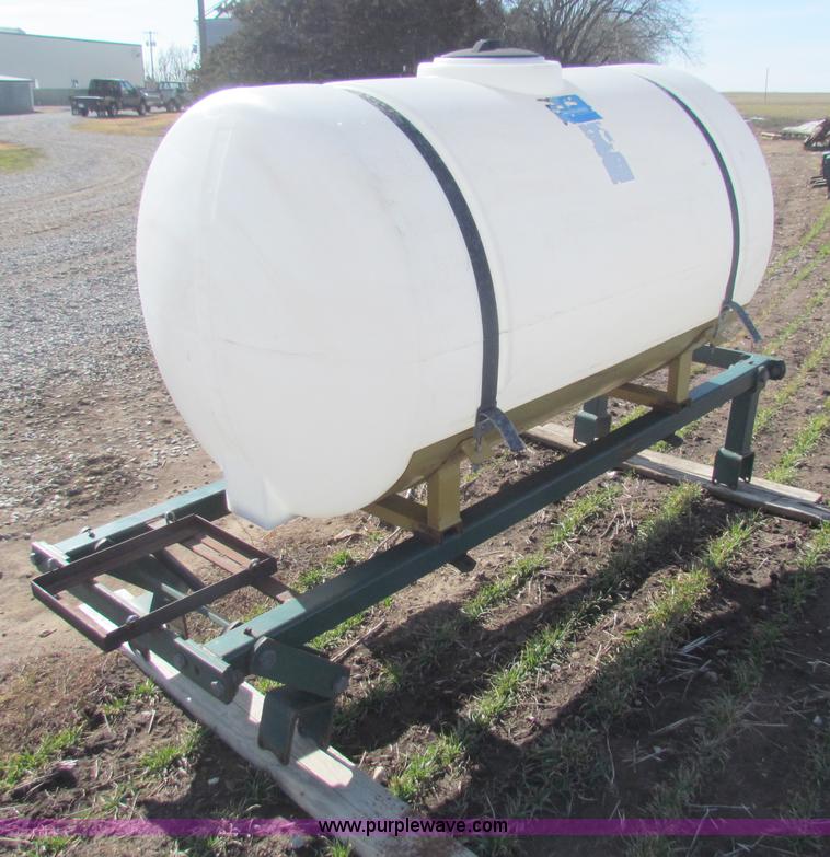 image for item D8768 300 gallon liquid tank
