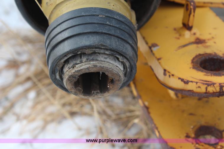 image for item H1437 2009 Vermeer 604 Super M round baler