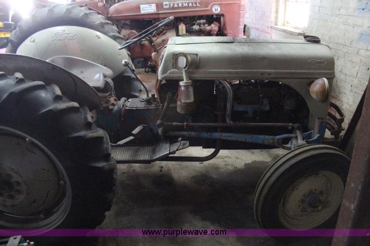 image for item H1450 1952 Ford 8N tractor