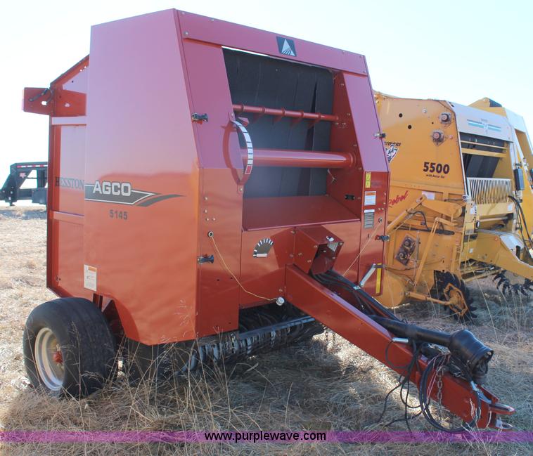 image for item H1462 2010 Hesston 5145 round baler