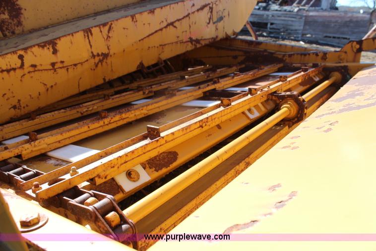 image for item H1499 HayBuster 2544 bale processor