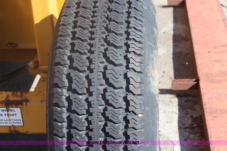 image for item H1499 HayBuster 2544 bale processor