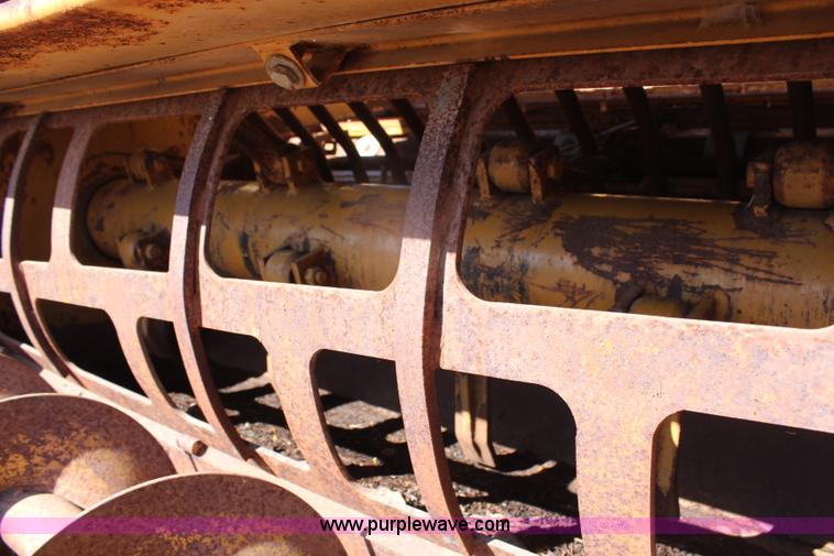 image for item H1499 HayBuster 2544 bale processor