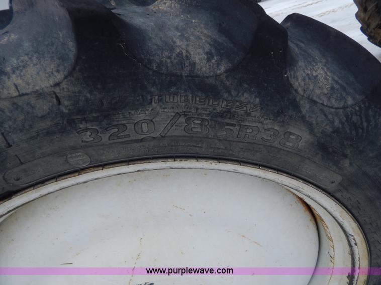 image for item I1147 2005 SpraCoupe 7650 self-propelled sprayer