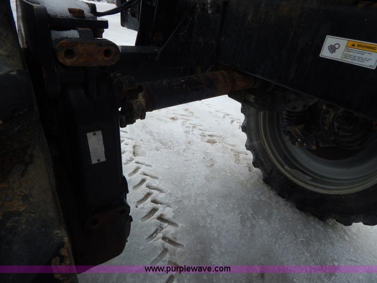 image for item I1147 2005 SpraCoupe 7650 self-propelled sprayer