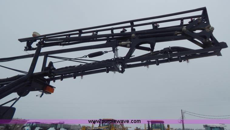 image for item I1147 2005 SpraCoupe 7650 self-propelled sprayer