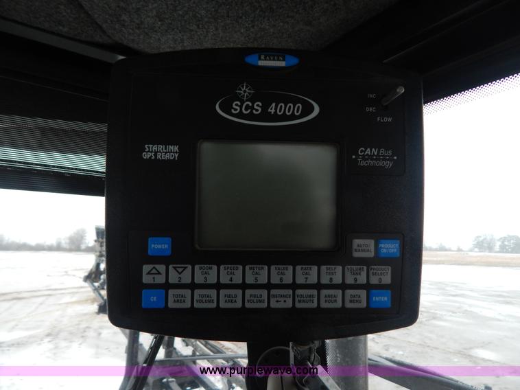 image for item I1147 2005 SpraCoupe 7650 self-propelled sprayer