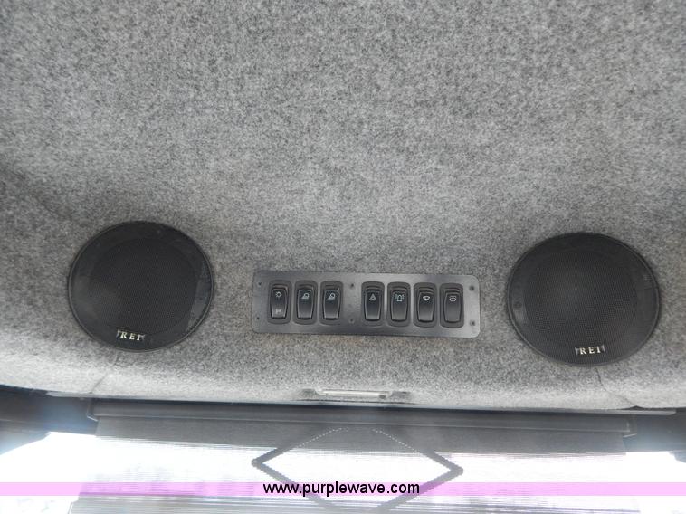 image for item I1147 2005 SpraCoupe 7650 self-propelled sprayer