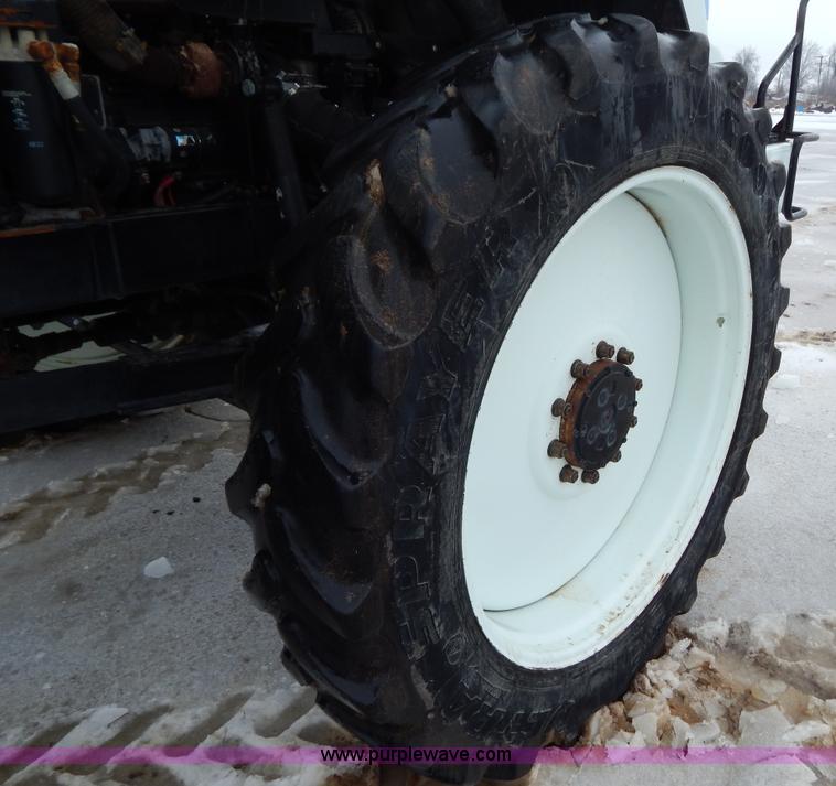 image for item I1148 2009 GVM Prowler 9275 self-propelled dry spreader