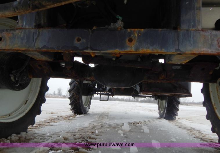 image for item I1148 2009 GVM Prowler 9275 self-propelled dry spreader